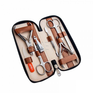 Маникюрный набор KDS 04-7106